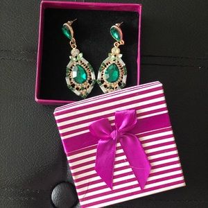 Women Earings in box